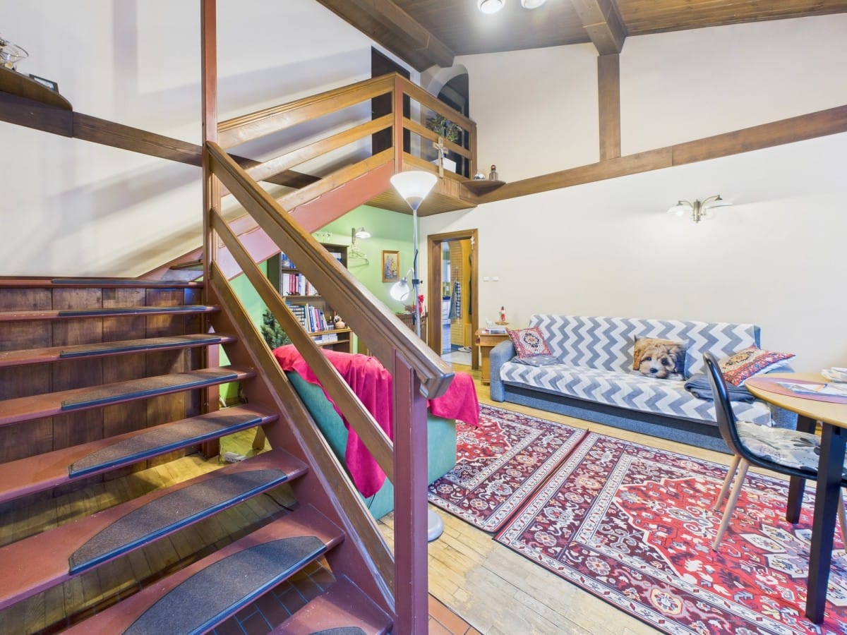 Dom 6 pokojowe na Sprzedaż