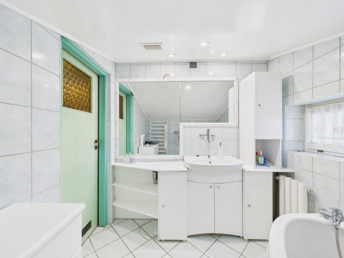 Dom 6 pokojowe na Sprzedaż