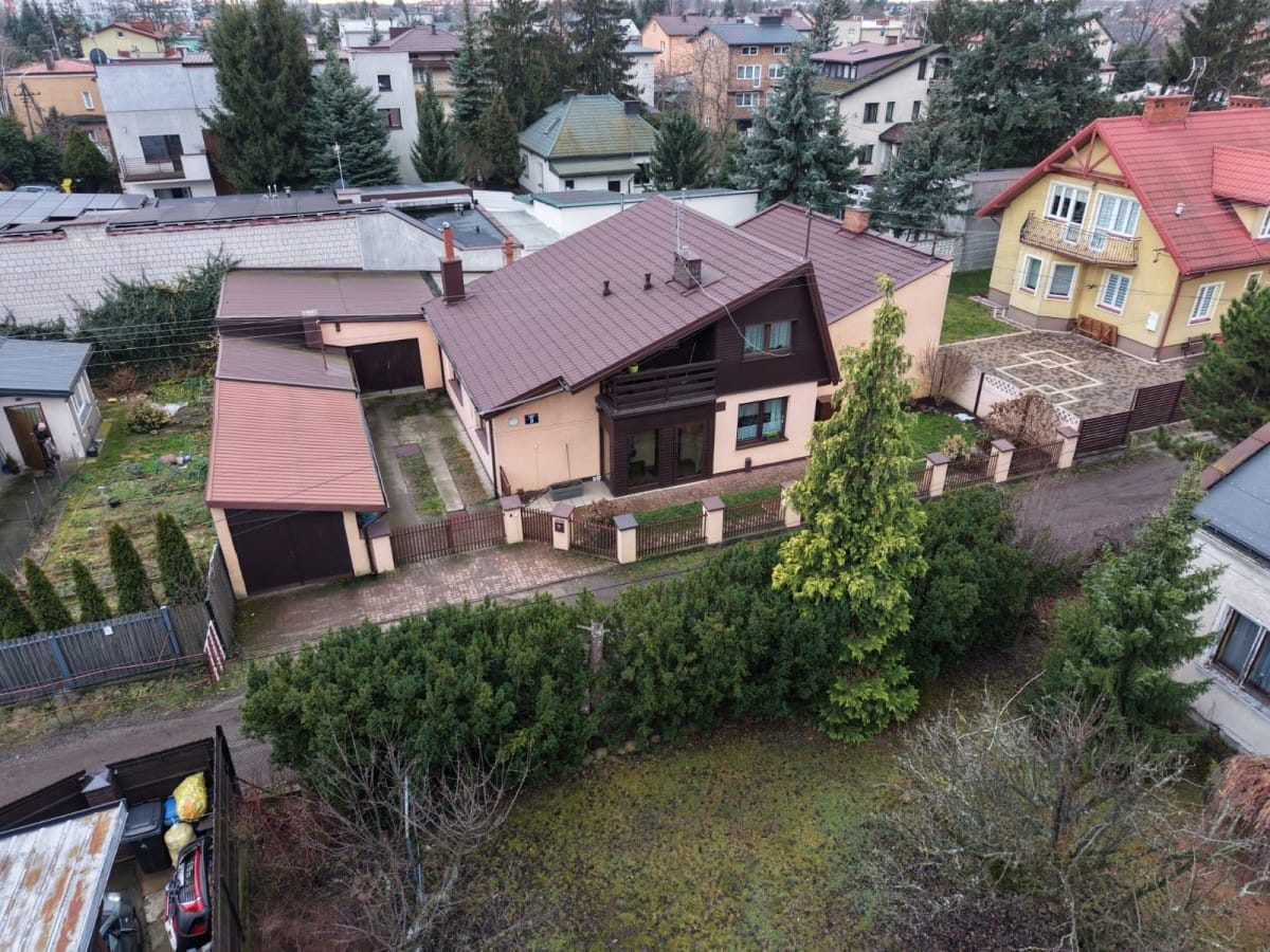 Dom 6 pokojowe na Sprzedaż