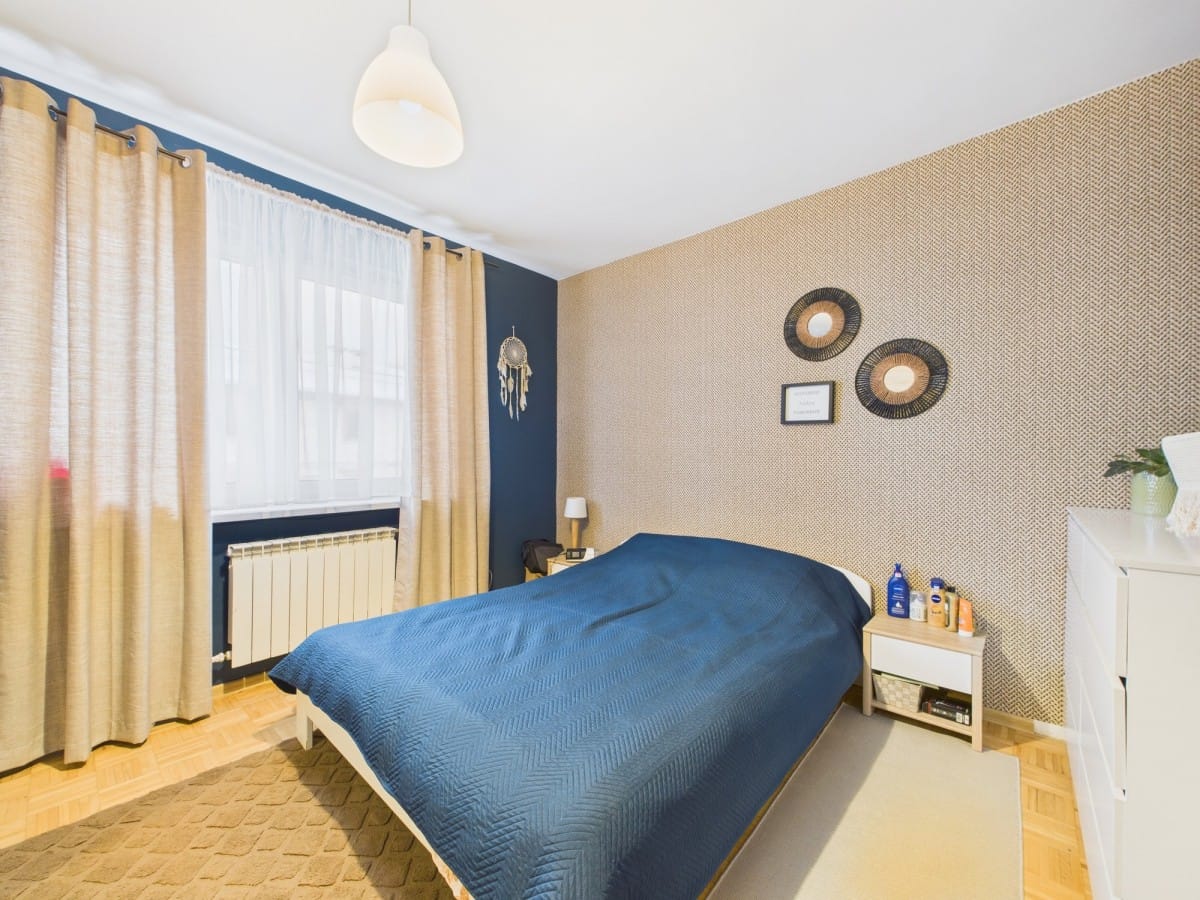 Dom 6 pokojowe na Sprzedaż