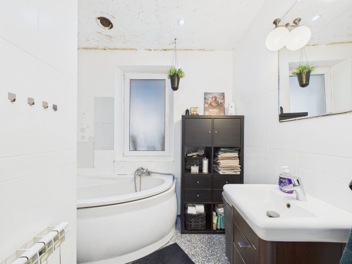 Dom 6 pokojowe na Sprzedaż