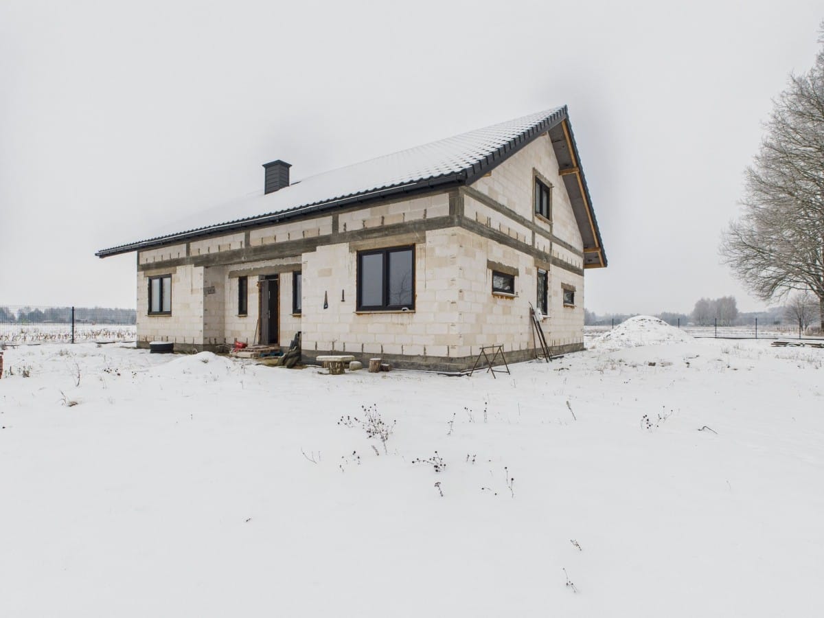 Dom 4 pokojowe na Sprzedaż