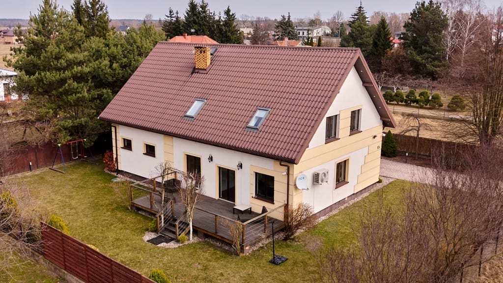 Dom 4 pokojowe na Sprzedaż
