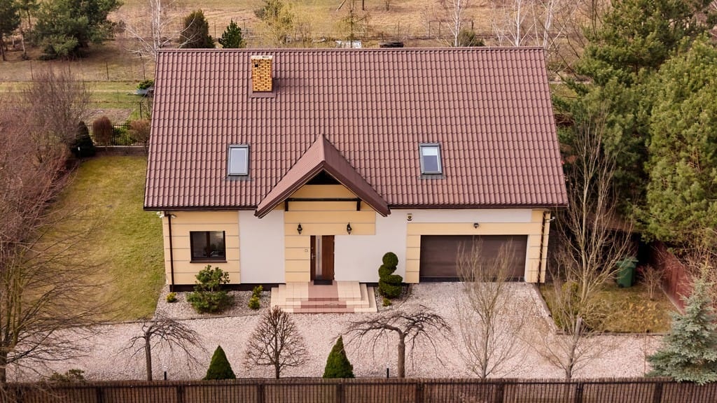 Dom 4 pokojowe na Sprzedaż