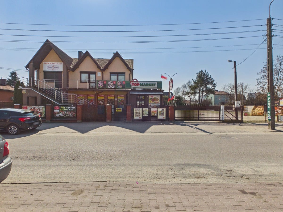 Lokal użytkowy  pokojowe na Sprzedaż