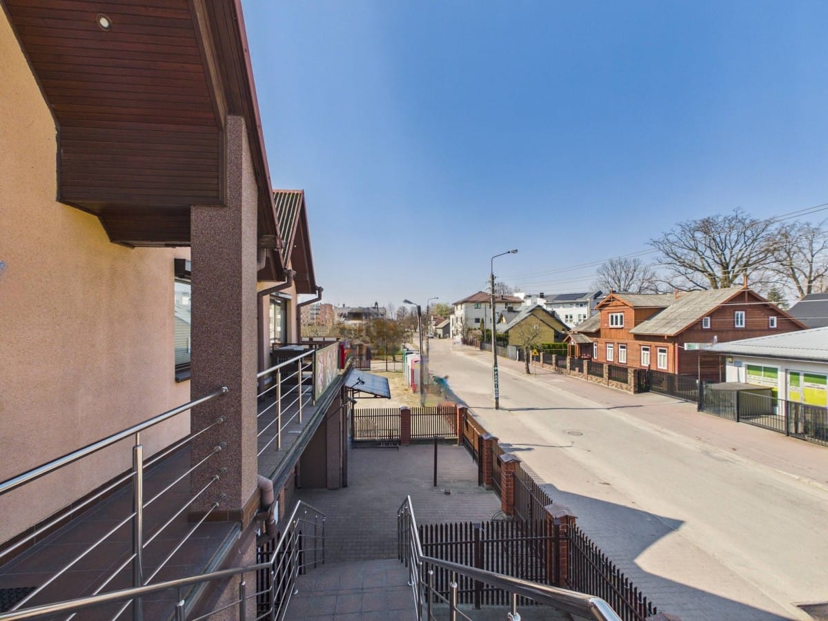 Lokal użytkowy  pokojowe na Sprzedaż