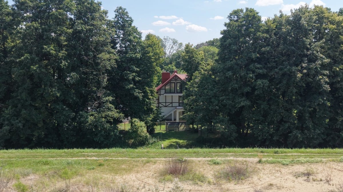 Dom 8 pokojowe na Sprzedaż