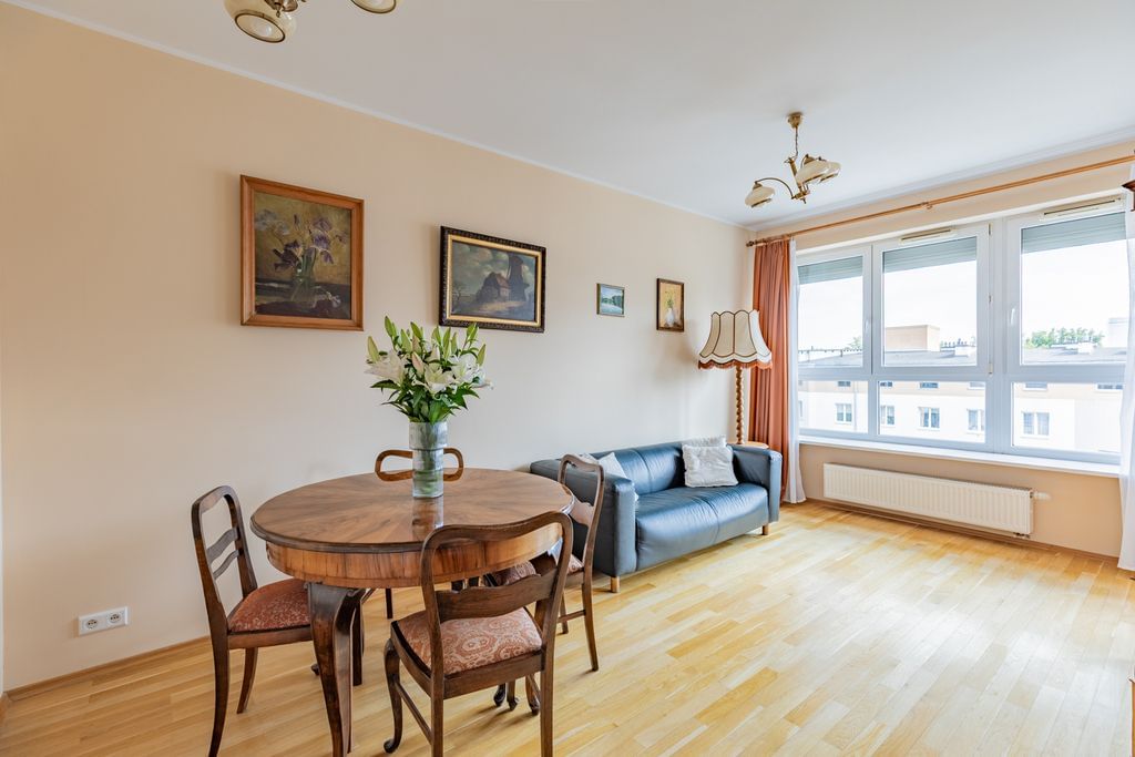 Mieszkanie na Sprzedaż 2 pokoje agencja Tur Nieruchomości Mieszkanie 2 pokojowe na Sprzedaż