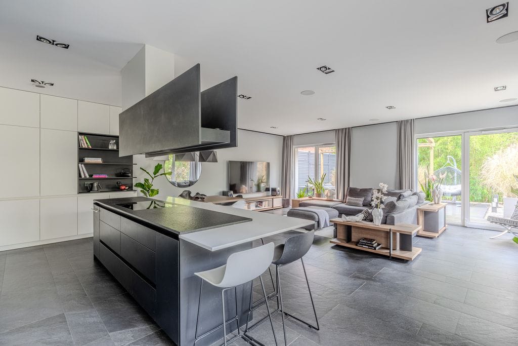 Mieszkanie 4 pokojowe na Sprzedaż