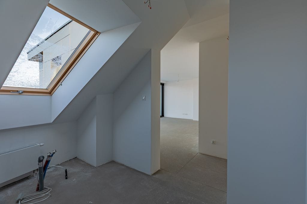 Mieszkanie 4 pokojowe na Sprzedaż