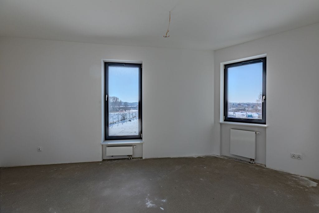 Mieszkanie 4 pokojowe na Sprzedaż