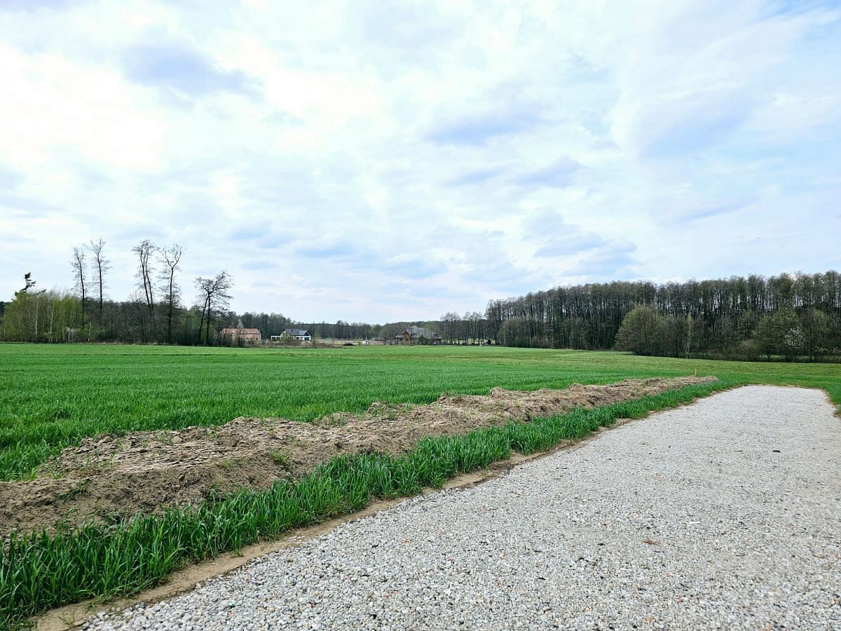 Działka  pokojowe na Sprzedaż