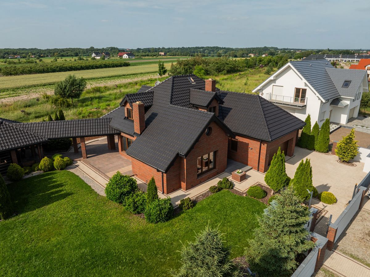 Dom 7 pokojowe na Sprzedaż