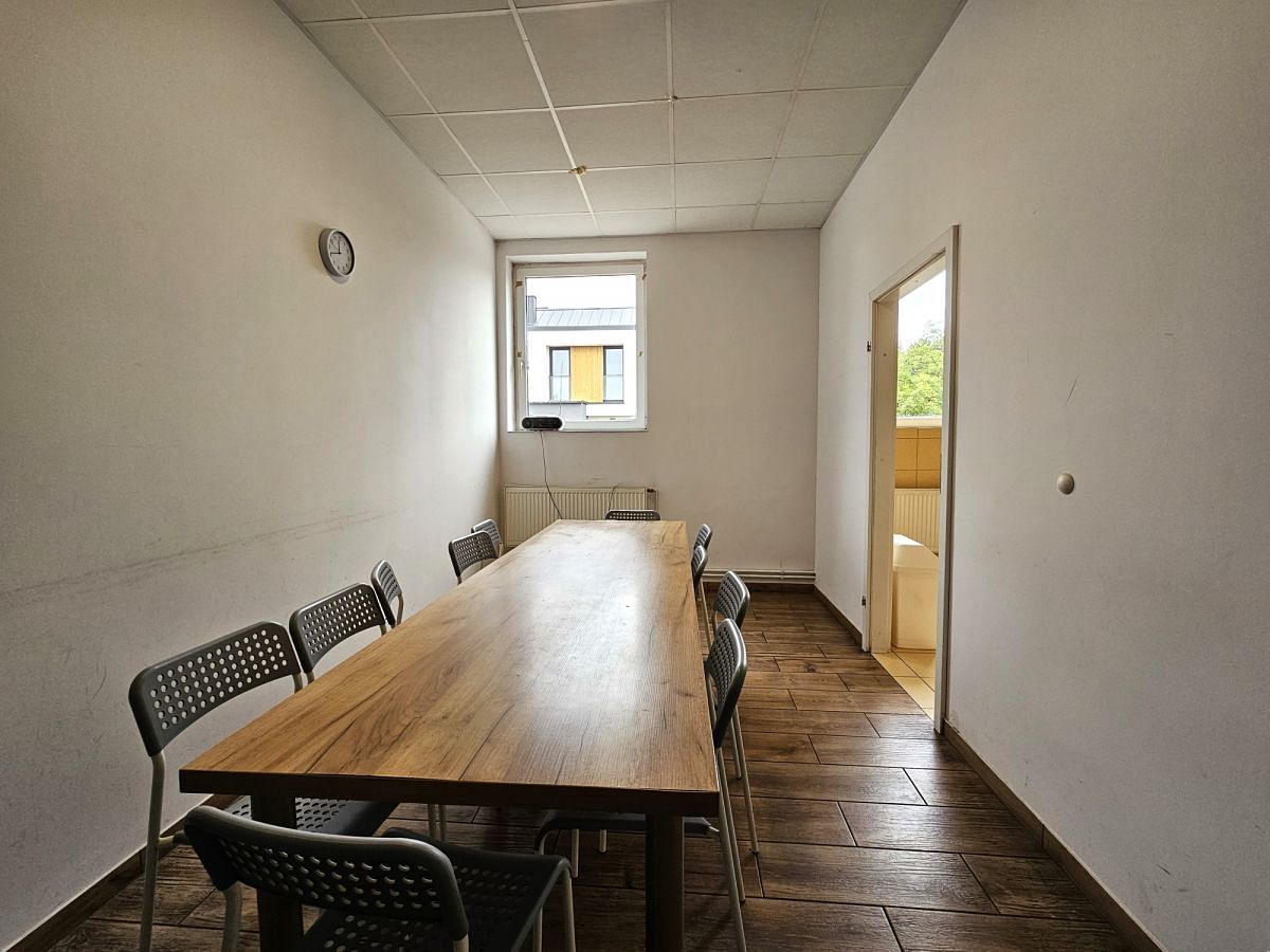 Lokal użytkowy  pokojowe na Sprzedaż