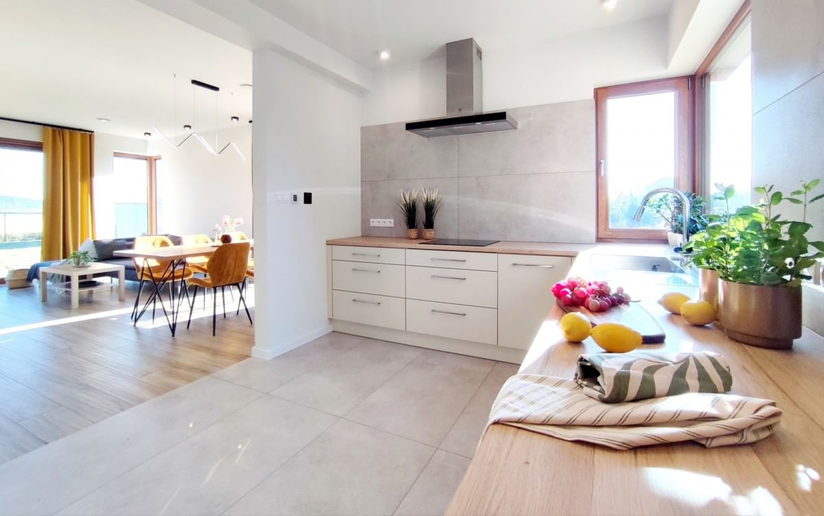 Dom 4 pokojowe na Sprzedaż