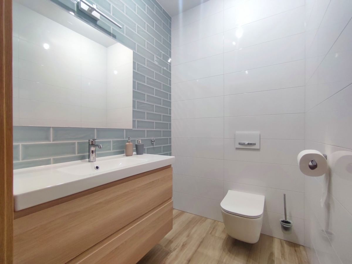 Dom 4 pokojowe na Sprzedaż