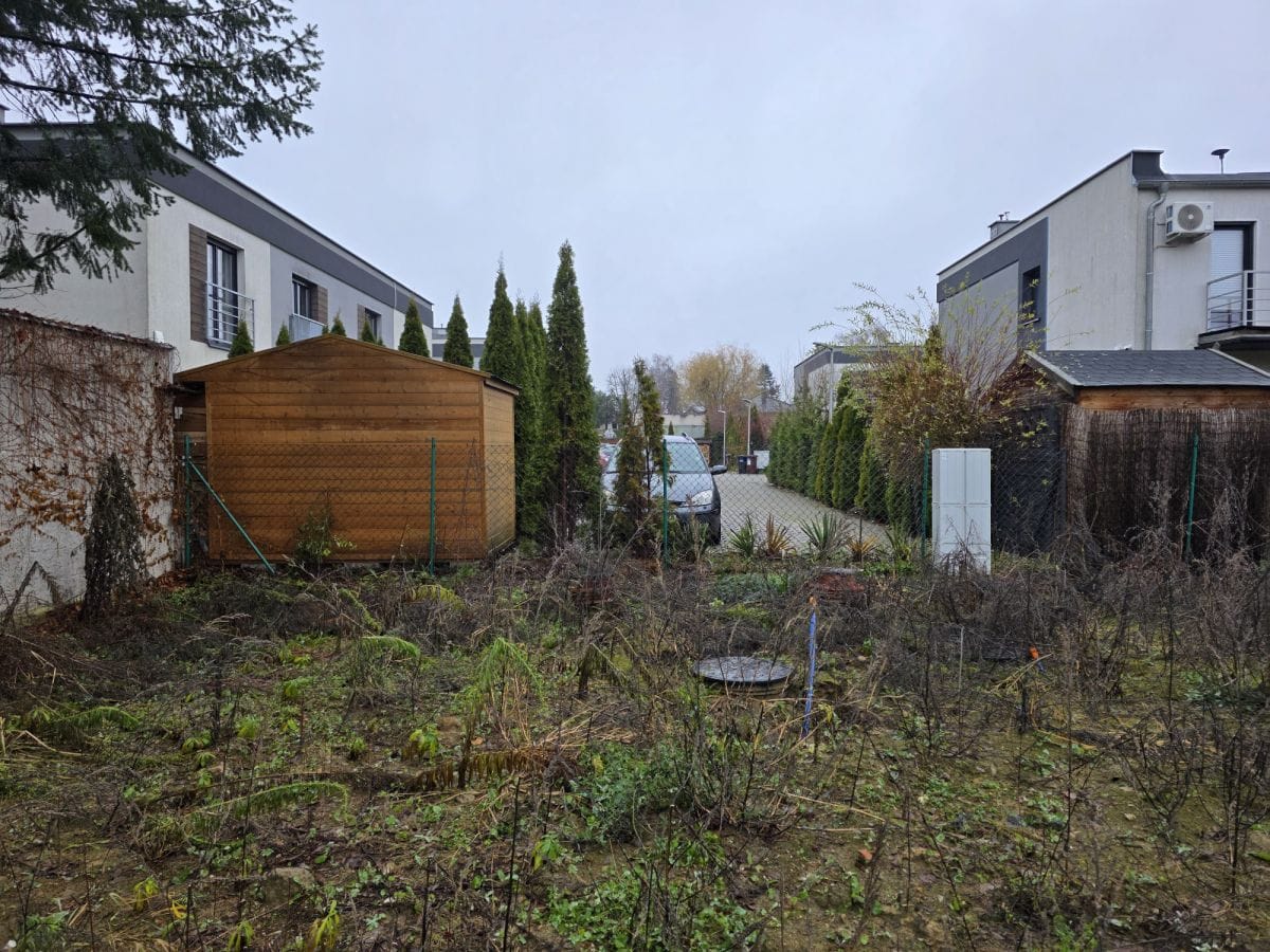 Działka  pokojowe na Sprzedaż