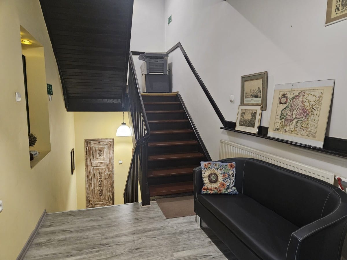 Lokal użytkowy  pokojowe na Sprzedaż