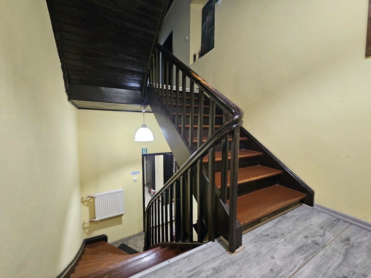 Lokal użytkowy  pokojowe na Sprzedaż