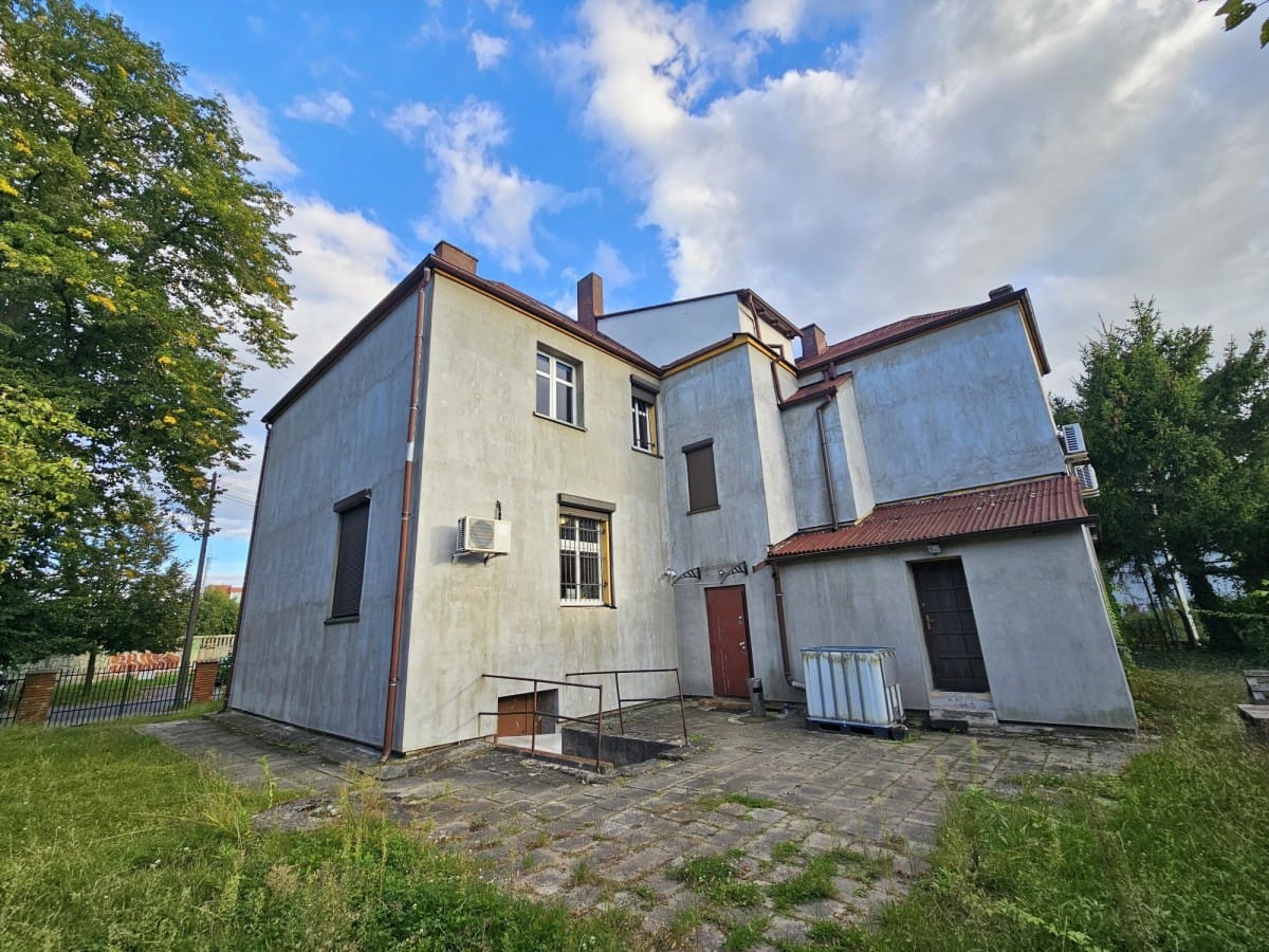 Lokal użytkowy  pokojowe na Sprzedaż