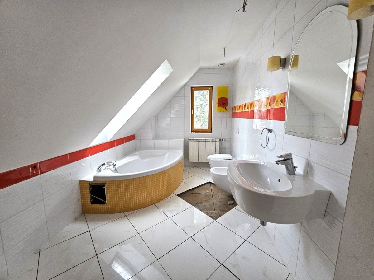 Dom 3 pokojowe na Sprzedaż