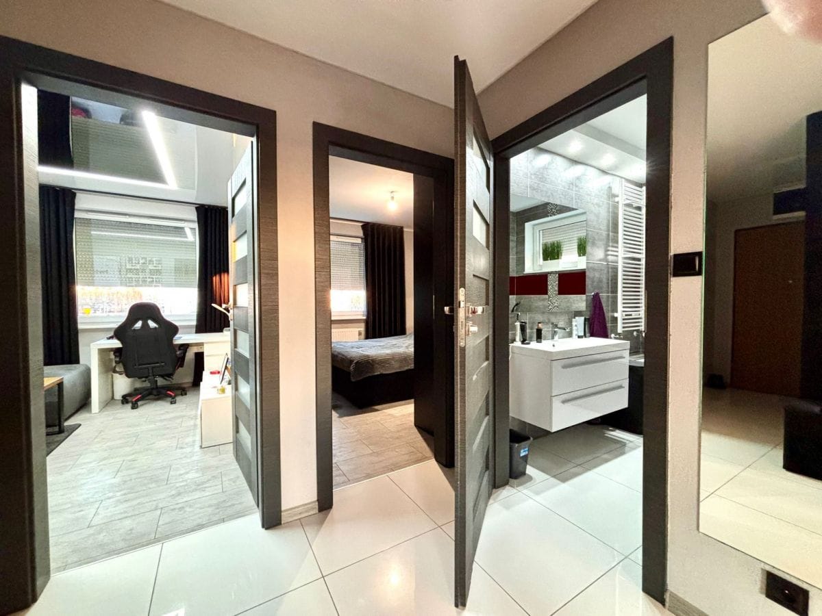 Mieszkanie 3 pokojowe na Sprzedaż