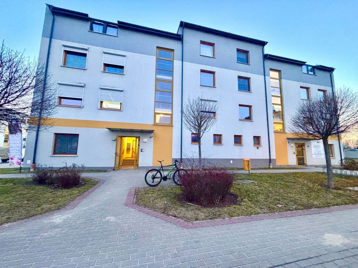 Mieszkanie 3 pokojowe na Sprzedaż