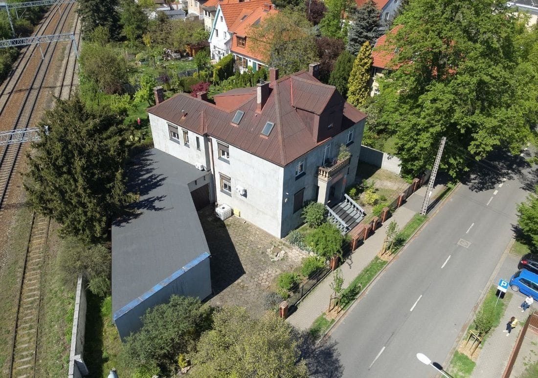 Lokal użytkowy  pokojowe na Sprzedaż