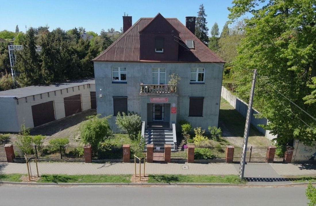 Lokal użytkowy  pokojowe na Sprzedaż