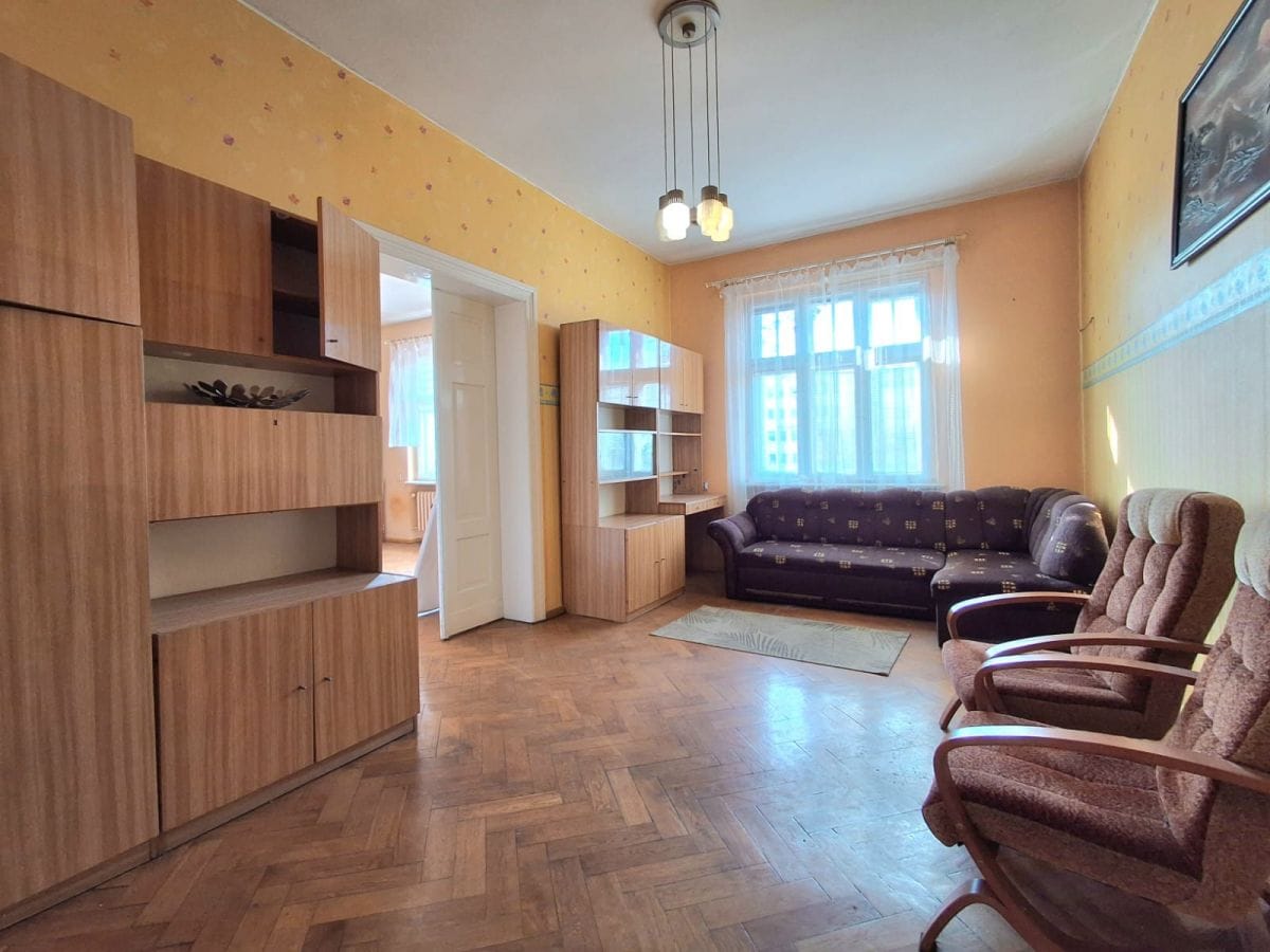 Mieszkanie 4 pokojowe na Sprzedaż