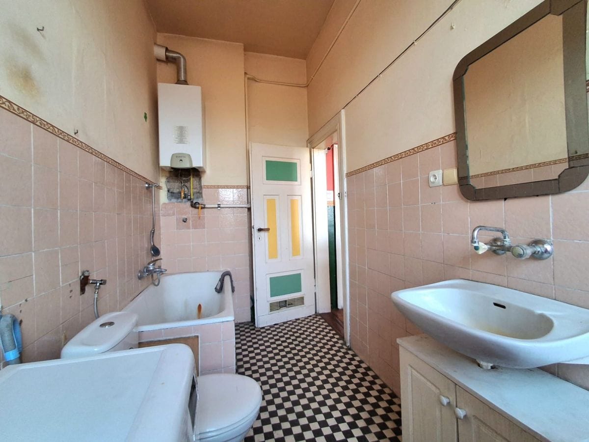 Mieszkanie 4 pokojowe na Sprzedaż