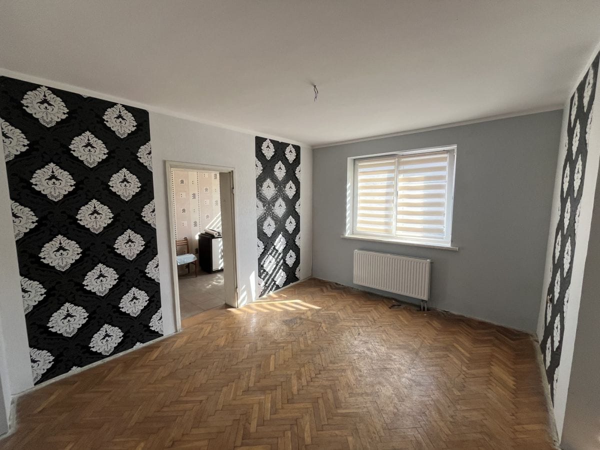 Dom 13 pokojowe na Sprzedaż