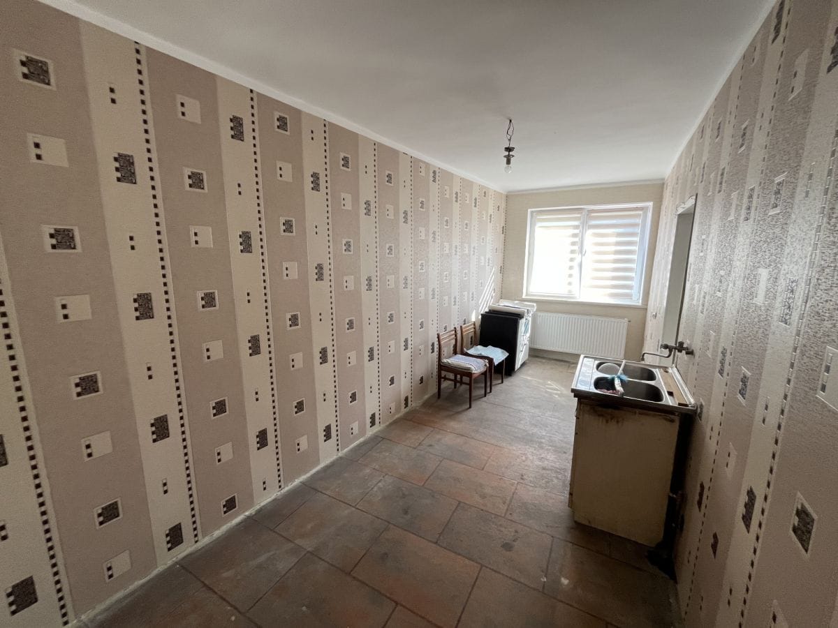 Dom 13 pokojowe na Sprzedaż