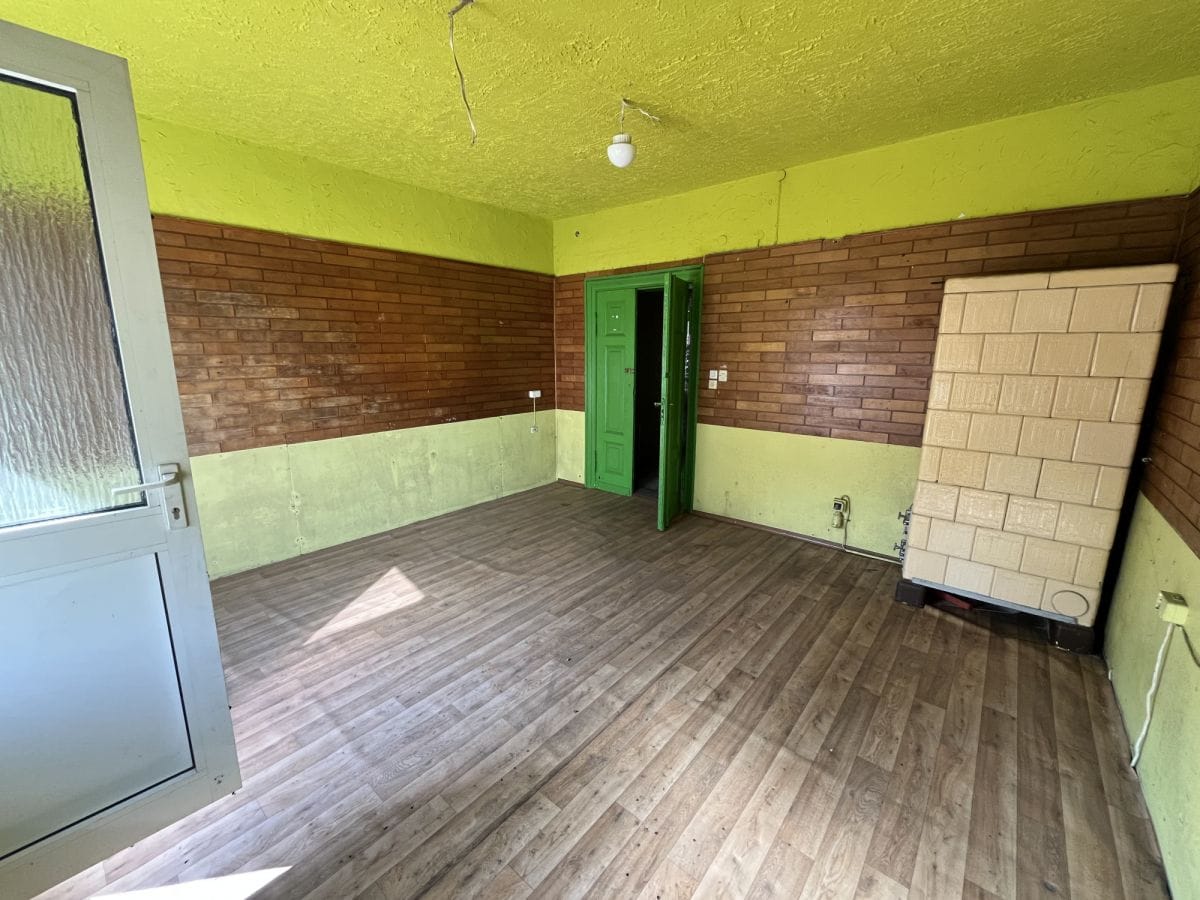 Dom 13 pokojowe na Sprzedaż