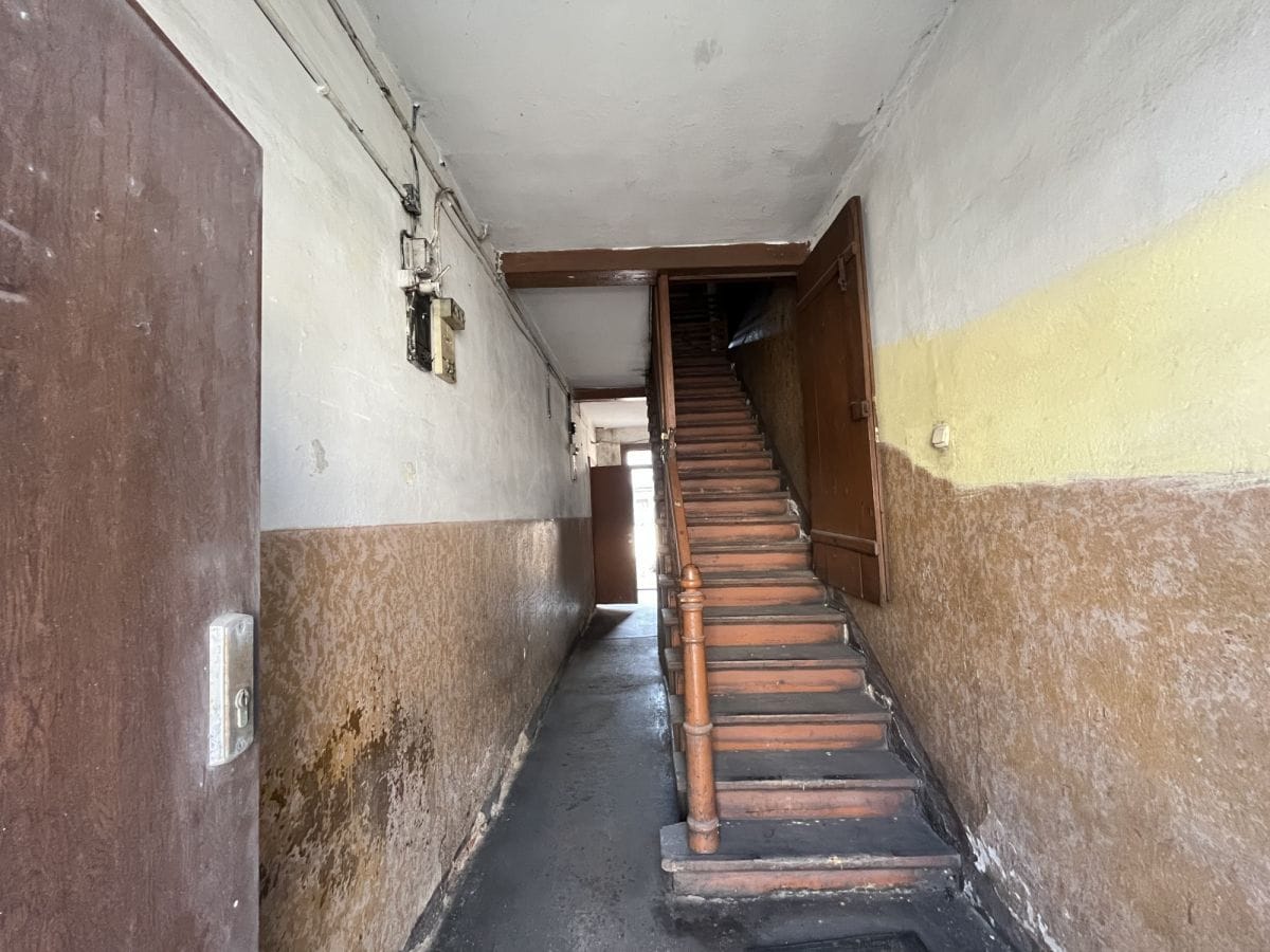 Dom 13 pokojowe na Sprzedaż