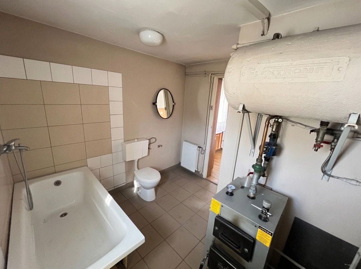 Dom 13 pokojowe na Sprzedaż