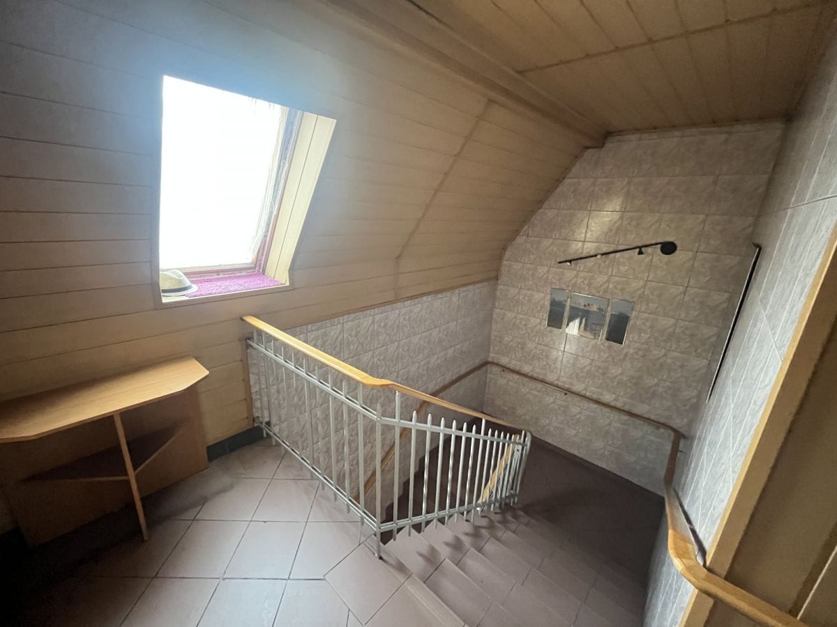 Dom 30 pokojowe na Sprzedaż