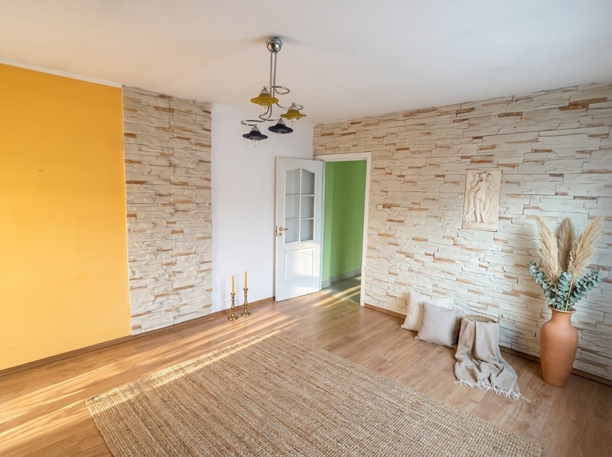 Dom 30 pokojowe na Sprzedaż