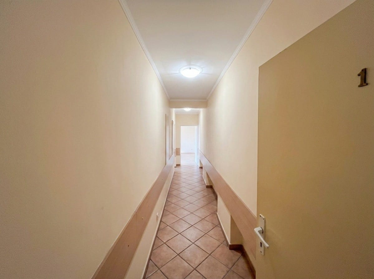 Dom 30 pokojowe na Sprzedaż