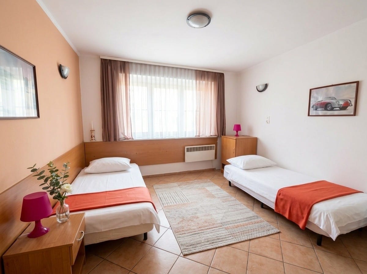 Dom 30 pokojowe na Sprzedaż