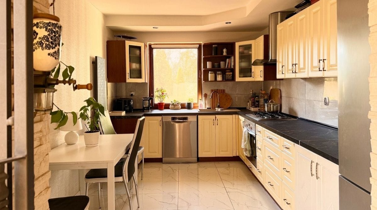 Dom 3 pokojowe na Sprzedaż