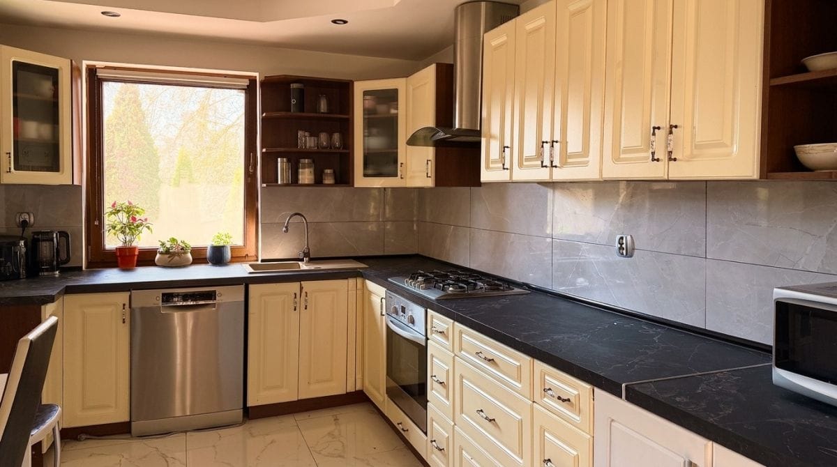 Dom 3 pokojowe na Sprzedaż