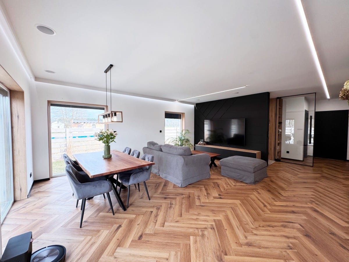 Dom 4 pokojowe na Sprzedaż