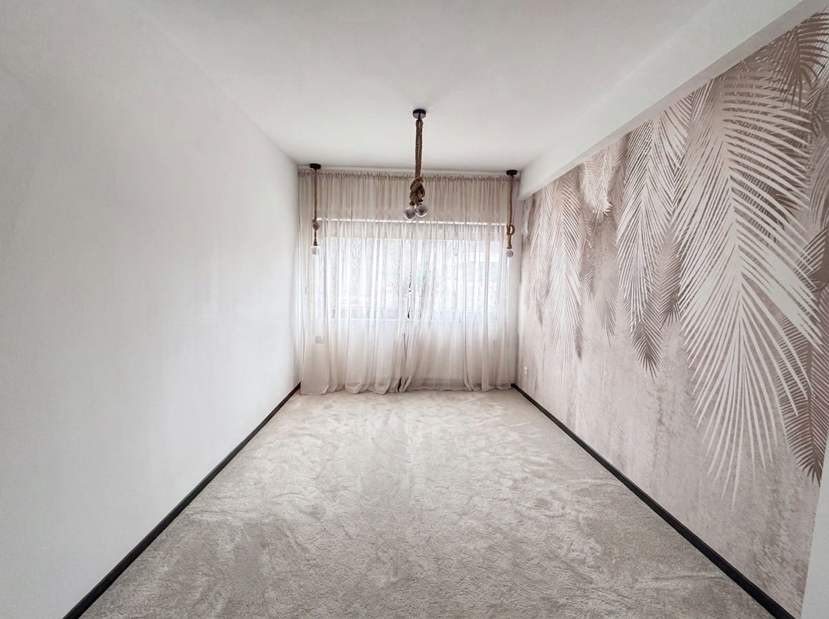 Dom 4 pokojowe na Sprzedaż