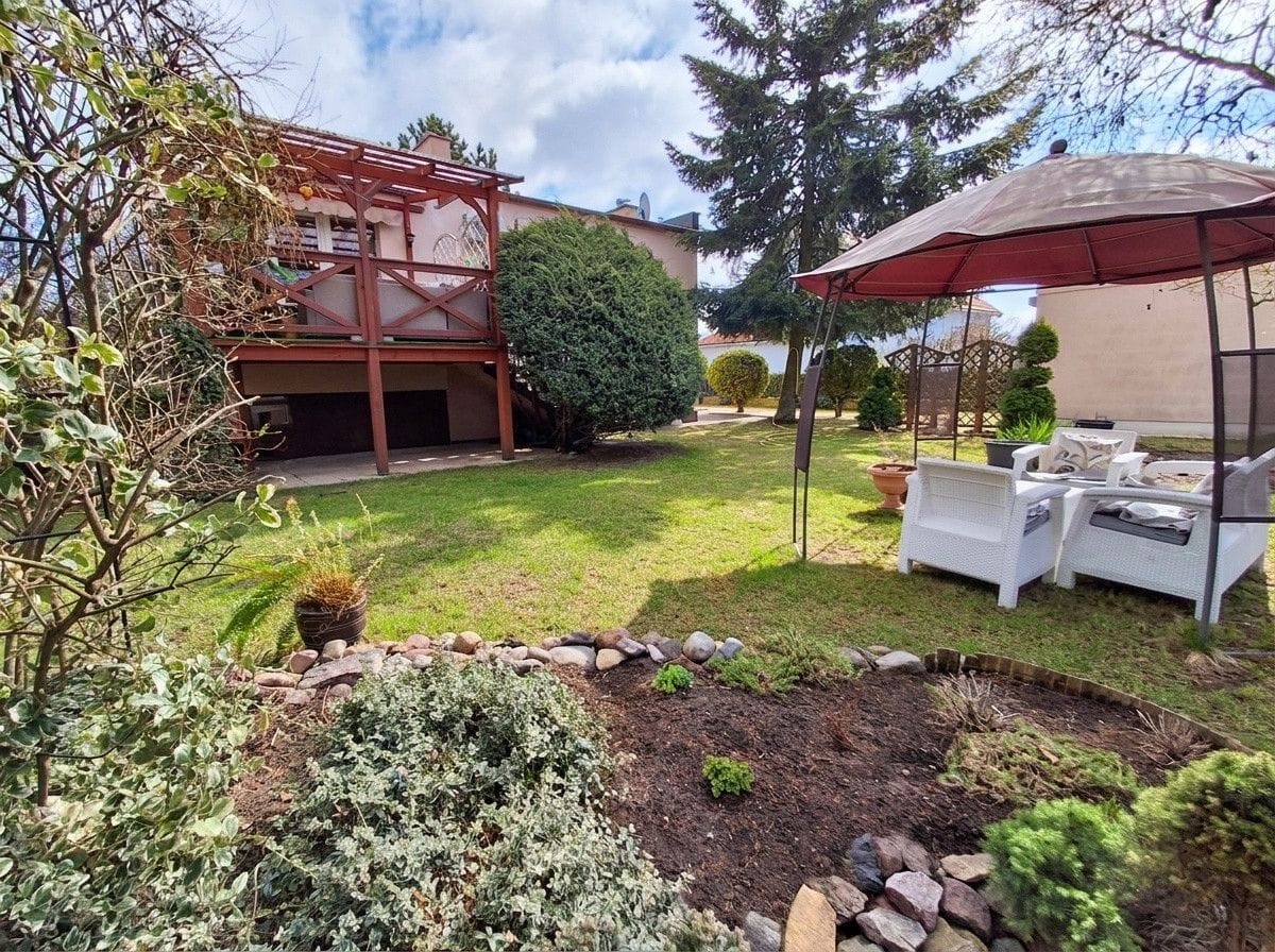 Dom 5 pokojowe na Sprzedaż