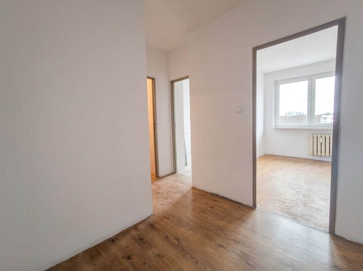 Mieszkanie 4 pokojowe na Sprzedaż