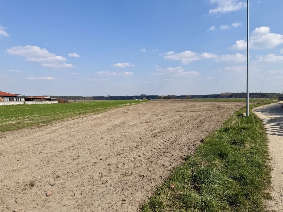 Działka  pokojowe na Sprzedaż