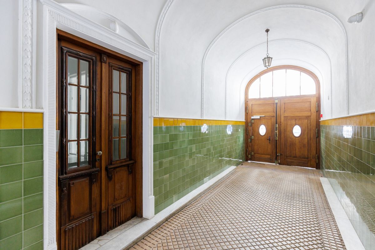 Lokal użytkowy  pokojowe na Sprzedaż
