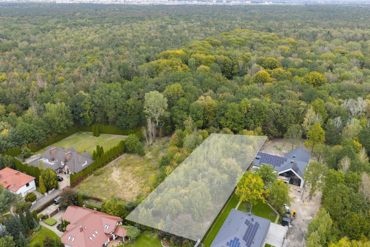 Działka  pokojowe na Sprzedaż