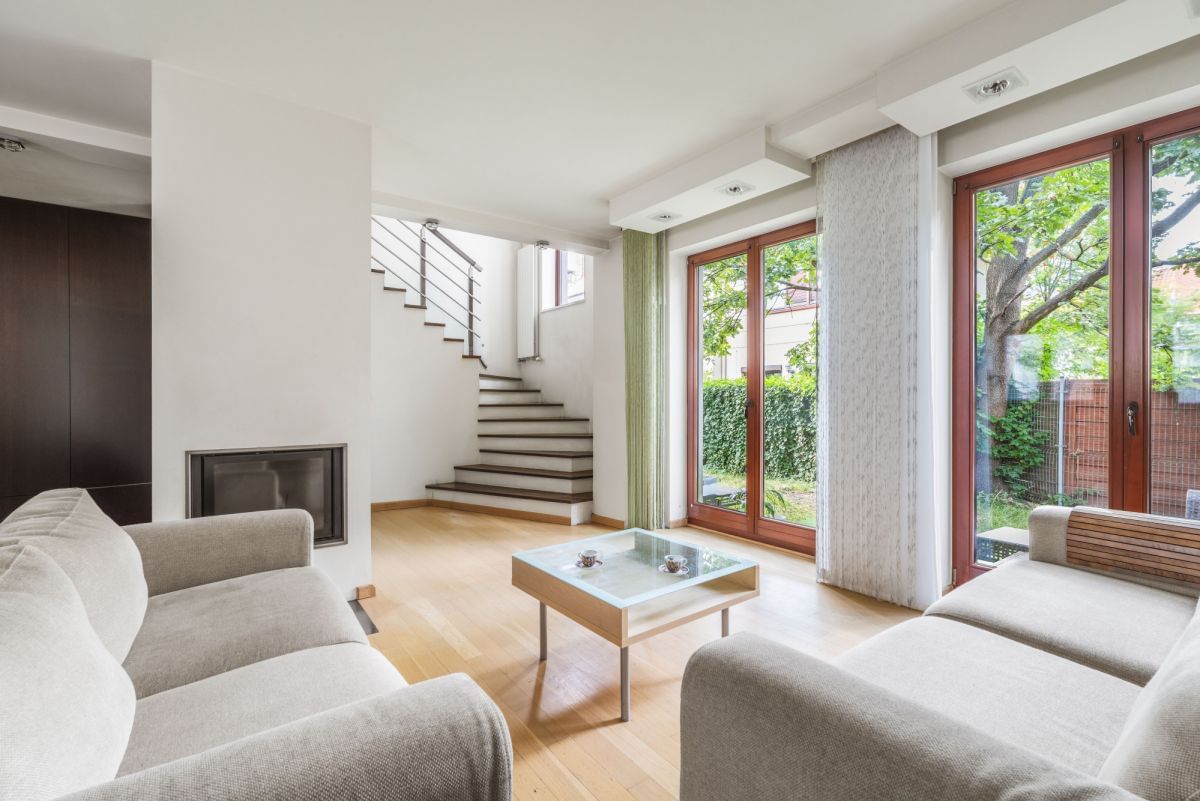 Dom 4 pokojowe na Sprzedaż